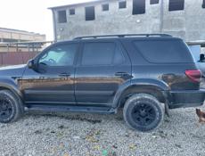 Toyota Sequoia