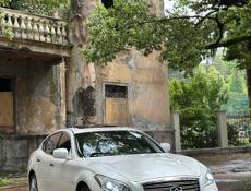 Infiniti M35