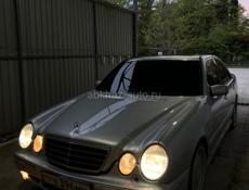 Mercedes-Benz E-Класс