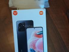 Продаю телефон б/у Redmi Note 12
