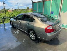 Nissan fuga