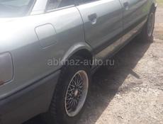 Audi 80