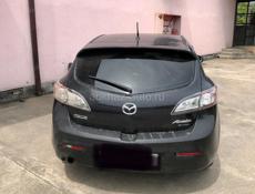 Mazda Аxela