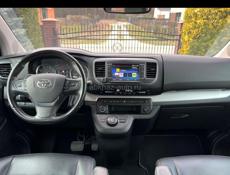 Toyota Verossa