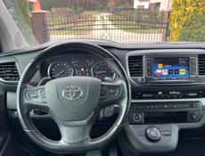 Toyota Verossa