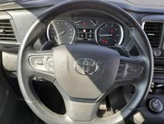 Toyota Yaris Verso