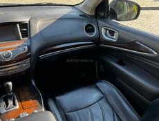 Infiniti
