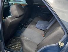 Mercedes-Benz 124