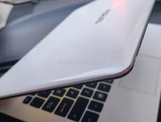 Ноутбук Asus