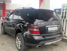 Mercedes-Benz ML