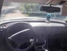 Mercedes-Benz 124