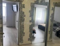 Уютная двухкомнатная квартира в центре Гагры 