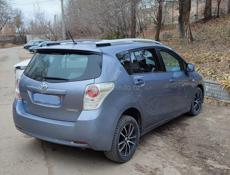 Toyota Ipsum
