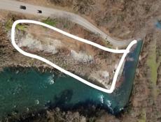 Участок на реке 90 соток по дороге на Рицу