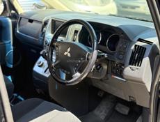 Mitsubishi Outlander XL