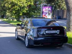 Cadillac STS