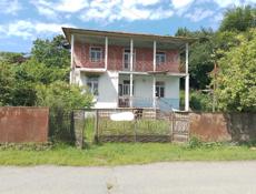Дом в Сухуми в районе турбазы.