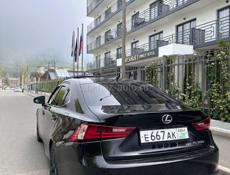Lexus IS