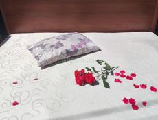 Продам кровать с матрасом двухспальная 160*200