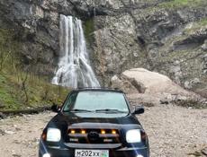 Toyota Sequoia