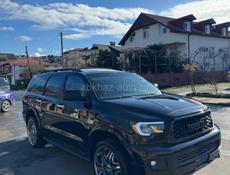 Toyota Sequoia