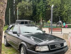 Audi 80