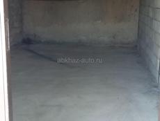 С капитальным гаражом !