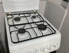 Продам газовую плиту 