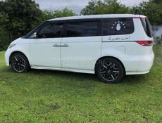 Honda Еlysion