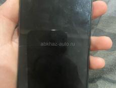Продаю срочно айфон 