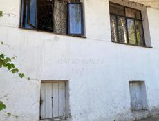 В центре Сухума  большая полуторка 