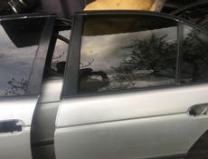Продаются запчасти на BMW 528
