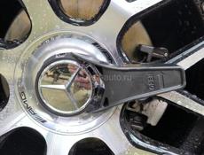 Комплект Mercedes AMG- 19 диаметра, разно широкие- НОВЫЕ