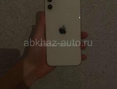 Телефоне в хорошем состоянии просто царапина а так всё хорошо с ней 