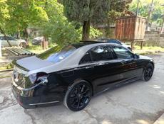 Mercedes-Benz S-Класс