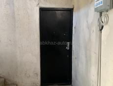 Срочно продам 5 комнатную квартиру на новом районе 