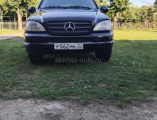 Mercedes-Benz ML