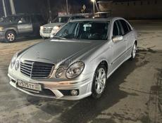 Mercedes-Benz 200-Series