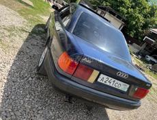 Audi 100