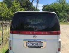 Nissan Elgrand