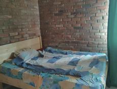 Дом отдельно стоящий 3 этажа в центре Сухума кирпичный новый