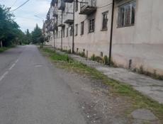 Продаётся квартира без ремонта рядом с жкэо цена 400т писать звонить на номер +79407703140