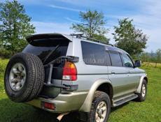 Mitsubishi Challenger