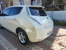 Nissan Largo
