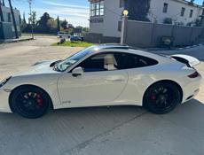 Porsche 911 Carrera