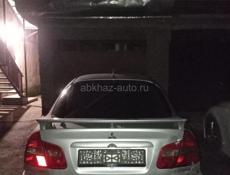 Mitsubishi Carisma