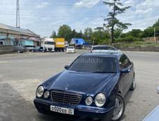 Mercedes-Benz E-Класс