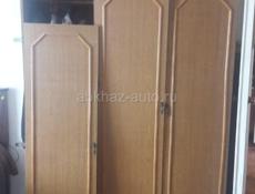 Продаю большой шкаф 
