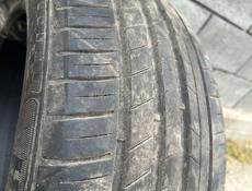 R18 235/50 шины как новые 4 штуки 