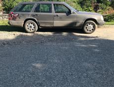 Mercedes-Benz 124